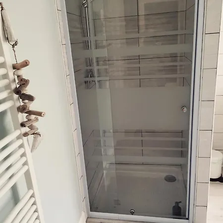 Holiday home A Tire-larigot *